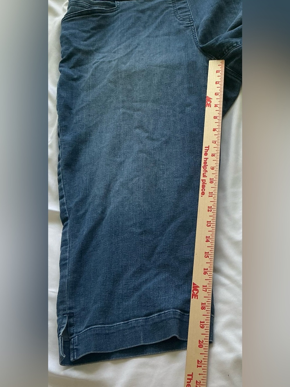 Westbound Woman Pull On Crop Denim Jeans Capris Plus Size 20W Side Slit Pockets - Picture 3 of 8